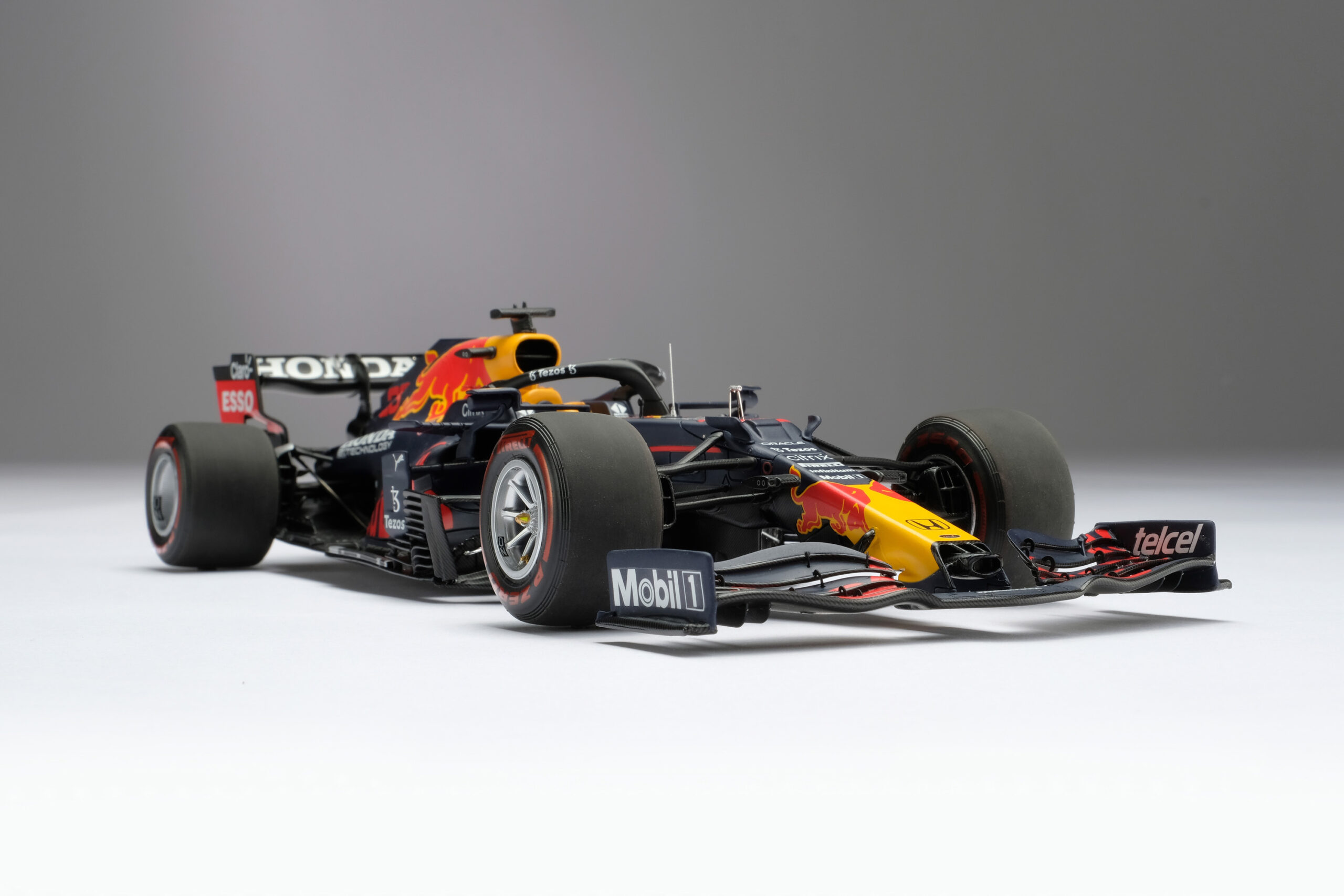 Red Bull Racing Honda RB16B - 2021 Abu Dhabi Grand Prix Max Verstappen Car Model