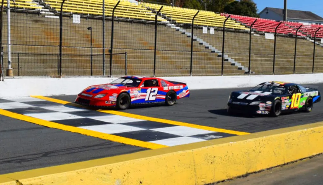 Stock Car Drive, 6 Lap Time Trial, HomesteadMiami Speedway Driving